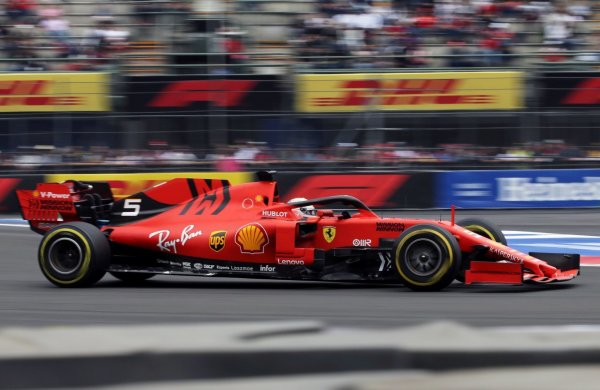 Sebastian Vettel - © Foto: Marco Ugarte/AP/dpa