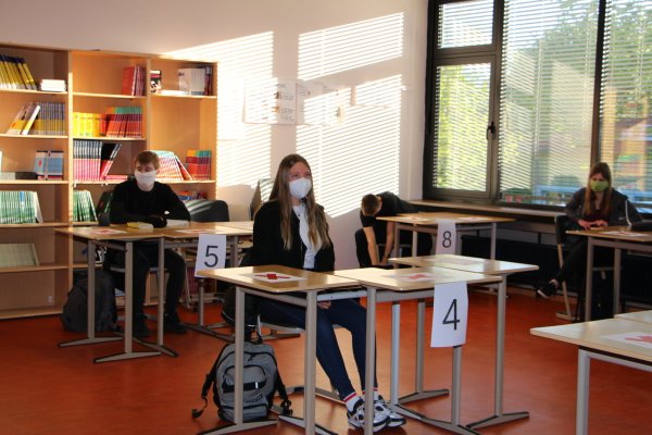 Für die Lagenser Abiturienten ist ausreichend Platz vorhanden, aber wenn alle Kinder wieder zur Schule gehen, dann gibt es nicht genügend Räume – dann wird man über einzelne Unterrichtstage oder Schicht-Unterricht nachdenken müssen. - © Astrid Sewing