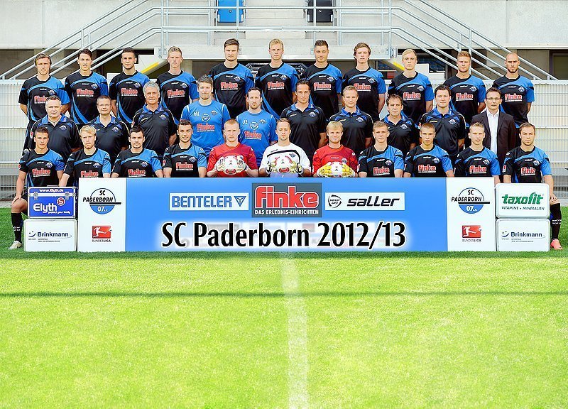 Mannschaftsposter des SC Paderborn Mittwoch in der NW Nachrichten aus OstwestfalenLippe LZ.de