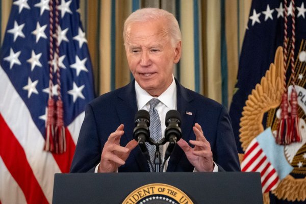 Präsident Biden machte weitere Details zu den Ermittlungen nach dem Terroranschlag publik. - © Mark Schiefelbein/AP/dpa