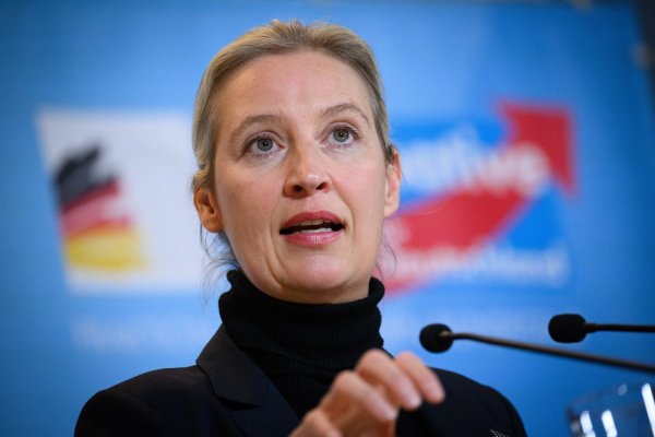 AfD-Chefin Alice Weidel bekommt ein weltweites Millionenpublikum: Tech-Milliardär Elon Musk trifft sich voraussichtlich mit ihr online für einen Live-Talk. (Archivfoto) - © Bernd von Jutrczenka/dpa
