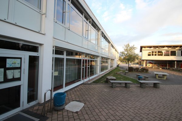 Gymnasium Barntrup - © Archiv: Jens Rademacher