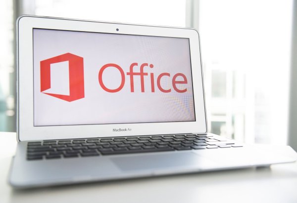 Zeit für den Abschied: Wer noch Office 2013 nutzt, sollte sich nach einem Upgrade oder einer Alternative umsehen. - © Robert Günther/dpa-tmn