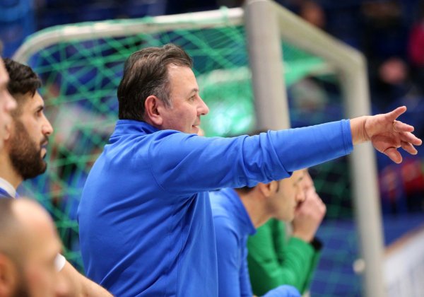 Ediz Türkmen schied mit seinem TBV Lemgo schließlich im Halbfinale nach Neunmeterschießen aus. - © Paul Cohen