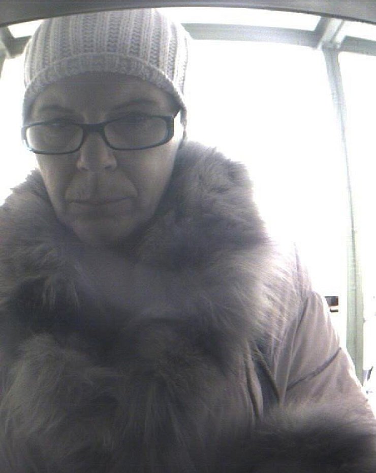 Wer kennt diese Frau? - © Polizei Lippe