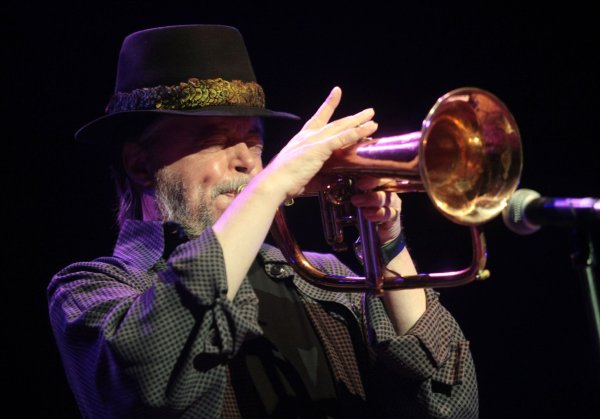 Der Jazz-Musiker Chuck Mangione ist tot. (Archivbild) - © picture alliance / dpa