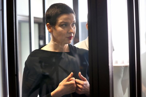 Kolesnikowa gehörte zu den Anführerinnen der landesweiten Proteste nach der von beispiellosen Manipulationsvorwürfen überschatteten Präsidentenwahl 2020 und wurde zu einer elfjährigen Haftstrafe verurteilt. (Archivbild) - © Ramil Nasibulin/BelTA/AP/dpa