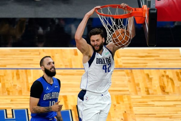 Maxi Kleber - © Foto: John Raoux/AP/dpa