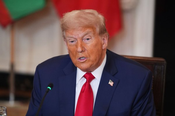 «Wir werden es uns ansehen müssen» - sagt Trump zum Wunsch der Ukraine nach einem weiteren Patriot-Luftabwehrsystem. - © Evan Vucci/AP/dpa