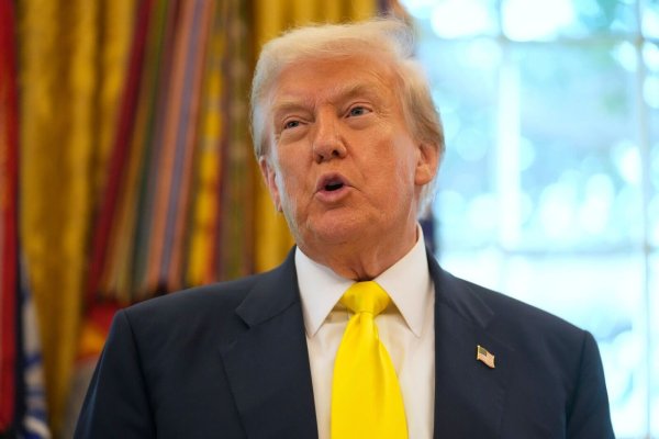 Die seit langem verfeindeten Republiken Armenien und Aserbaidschan haben sich nach Angaben von US-Präsident Donald Trump zu einem «Friedensgipfel» in Washington bereit erklärt. - © Mark Schiefelbein/AP/dpa