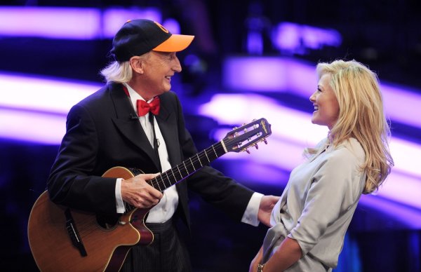 Otto Waalkes und Helene Fischer vor zehn Jahren. (Archivbild) - © picture alliance / dpa
