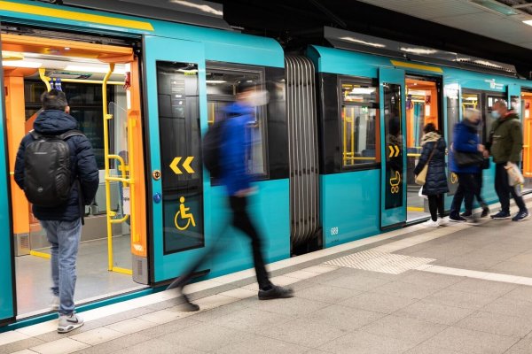 - © Hannes P. Albert/dpa