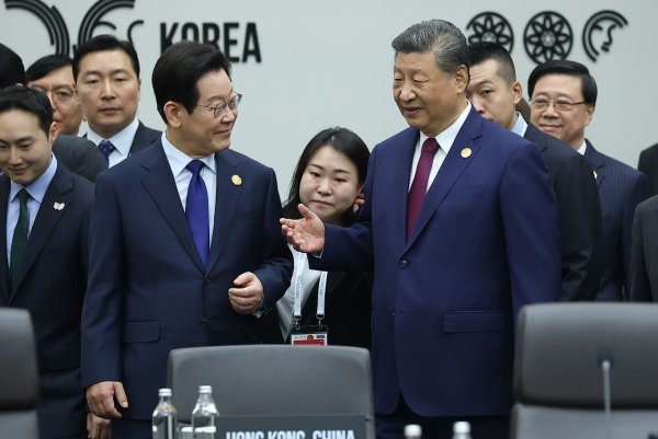 Chinas Präsident Xi forderte von den Apec-Partnern von mehr Zusammenarbeit. - © Uncredited/Yonhap/AP/dpa