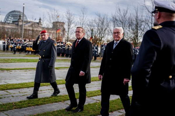 Der Bundespräsident würdigte die Bundeswehr, die tief verankert im freiheitlichen Gemeinwesen und «Armee unserer Demokratie» sei. - © Kay Nietfeld/dpa