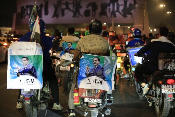 Die Liste von Ministerpräsident al-Sudani gewinnt die Parlamentswahl im Irak. - © Ameer Al-Mohammedawi/dpa