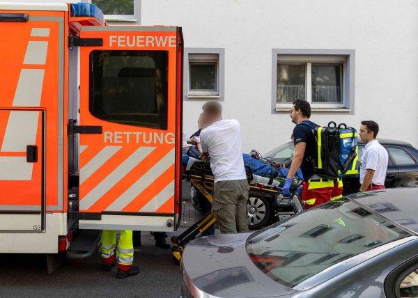 Die Lehrerin ist nicht in akuter Lebensgefahr. - © Justin Brosch/dpa