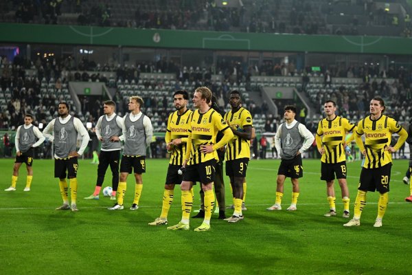 Ganz schwierige Phase: Borussia Dortmund steckt in der Krise. - © Swen Pförtner/dpa
