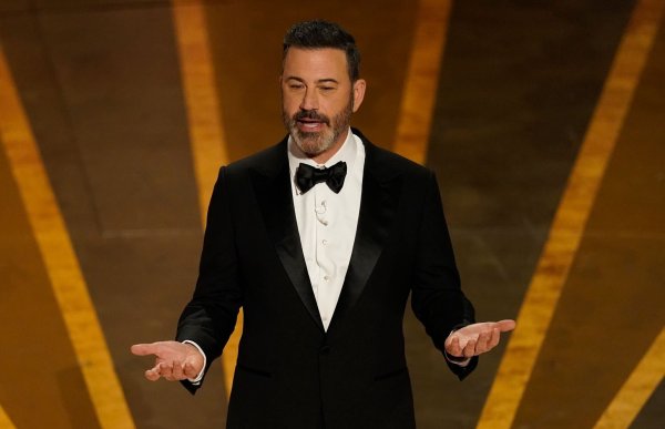 Jimmy Kimmel wird die Oscar-Gala erneut moderieren. - © Chris Pizzello/Invision/AP/dpa