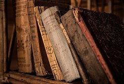 Bibliothek - Symbolfoto: Pixabay