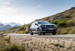 Citroën C5 Aircross Fahransicht - Adrien Cortesi/Citroën/dpa-tmn