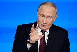 Putin gibt Jahrespressekonferenz - Pavel Bednyakov/AP/dpa
