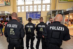 kontrolle1 - Symbolbild: Wolfgang Rudolf