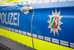 Polizeieinsatz - Friso Gentsch/dpa