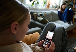 Scrollen Kinder sich um den Verstand? - Annette Riedl/dpa