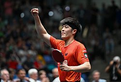 Tischtennis-Profi Dang Qiu - Arne Dedert/dpa