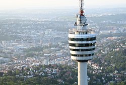 Einkehr mit Aussicht in deutschen Metropolen - Bernd Weißbrod/dpa