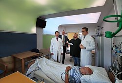 Blätterdach aus Licht - Bernhard Preuß