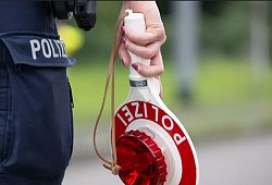 PolizeiKontrolle - Sebastian Kahnert/dpa