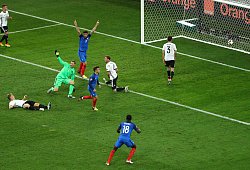 Halbfinale - dpa