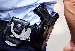 International gesuchte Betrügerin in Kleve festgenommen - Oliver Berg/dpa