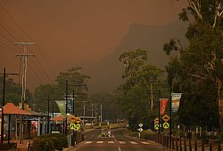 Buschbr&auml;nde in Australien - James Ross/AAP/dpa