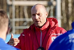 Unger (kek + F) Trainingsbesuch Arminia, Gremsl/Andrade - Peter Unger