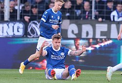 Arminia Bielefeld und Hannover 96 II trennen sich 2:2. - Oliver Krato