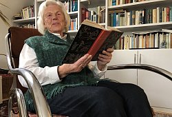 Rentnerin im Lockdown - Sven Kienscherf