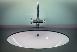 bathroom-1851566_1920 - Pixabay (Symbolbild)