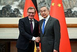 Außenminister Wadephul besucht China - Soeren Stache/dpa