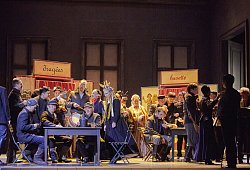 Imposant: Gleich neun Darsteller des Opernensembles haben bei "Faust" ihre Stimmen gezeigt. - Landestheater Detmold/A.T. Schaefer