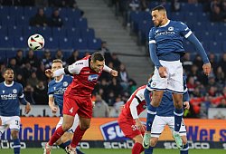 Arminia Bielefeld schlägt Viktoria Köln 2:0. - Oliver Krato