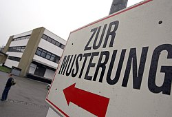 Wehrpflicht - Karl-Josef Hildenbrand/dpa