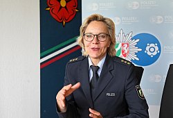 Polizei - Bernhard Preuss