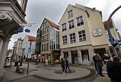 Lange Straße - Bernhard Preuß