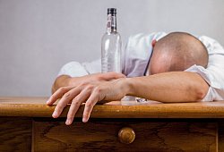 Manchem Kölner Papa dürfte am Vatertag der Schädel brummen (Symbolbild). - Pixabay