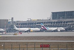 Flughafen Stuttgart - Bernd Weißbrod/dpa