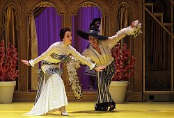 Die Fledermaus - Landestheater/Lefebvre