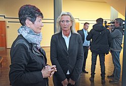 Anspannung auf dem Gerichtsflur - Vera Gerstendorf-Welle