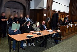 Kinderpornografie-Plattform: Prozess gegen fünf Angeklagte - Federico Gambarini/dpa